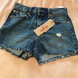 New with tags Levi’s wedgie fit 501 shorts